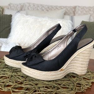 Moda Spana Bow Wedges